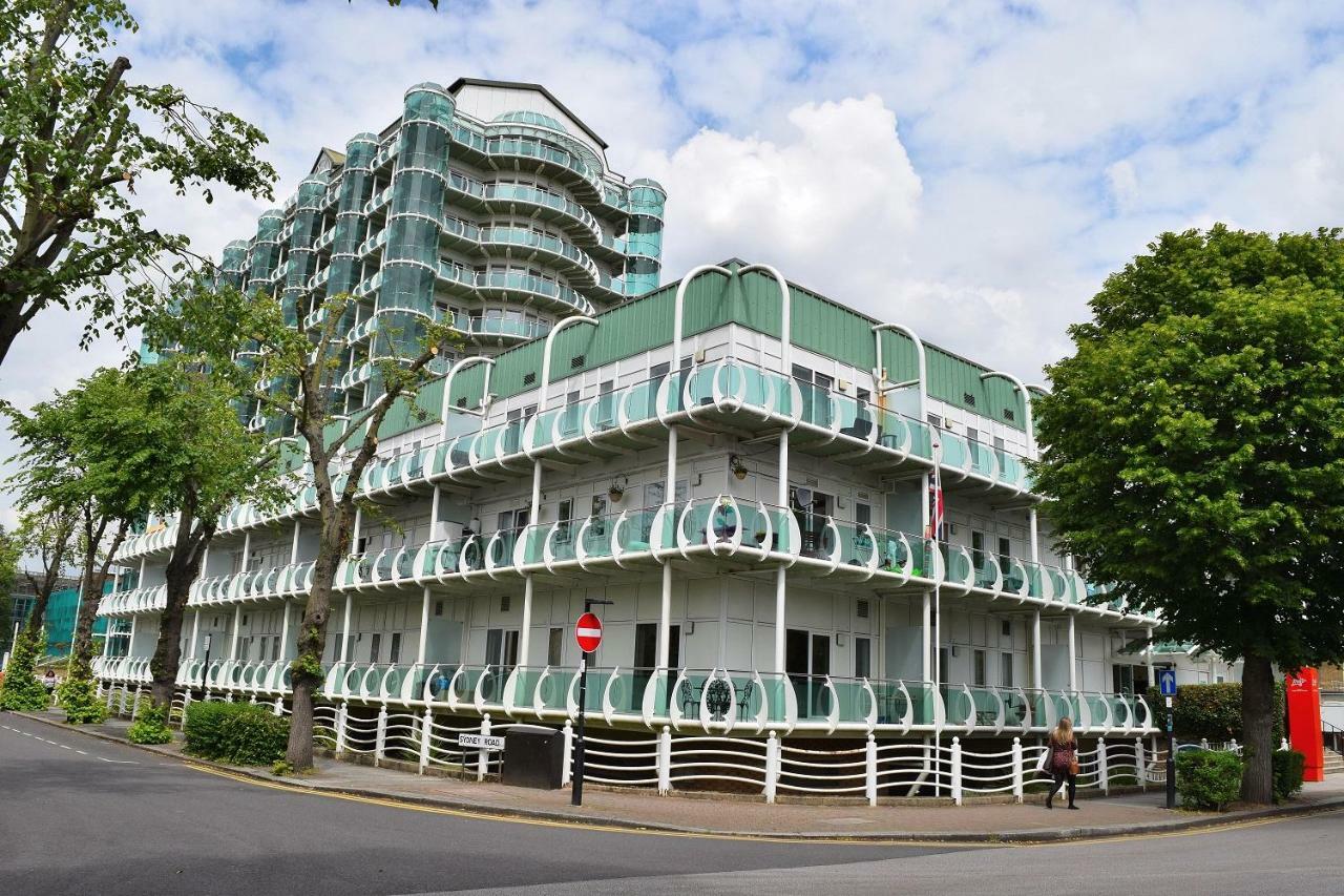 Sunshine Place Apartment Enfield Exterior photo